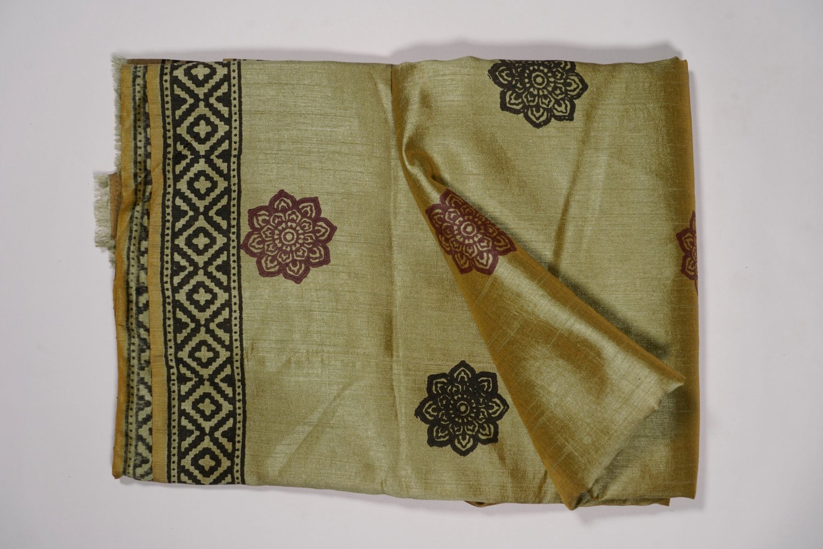 Handmade Mandu Maheshwari Silk Saree - Image 3